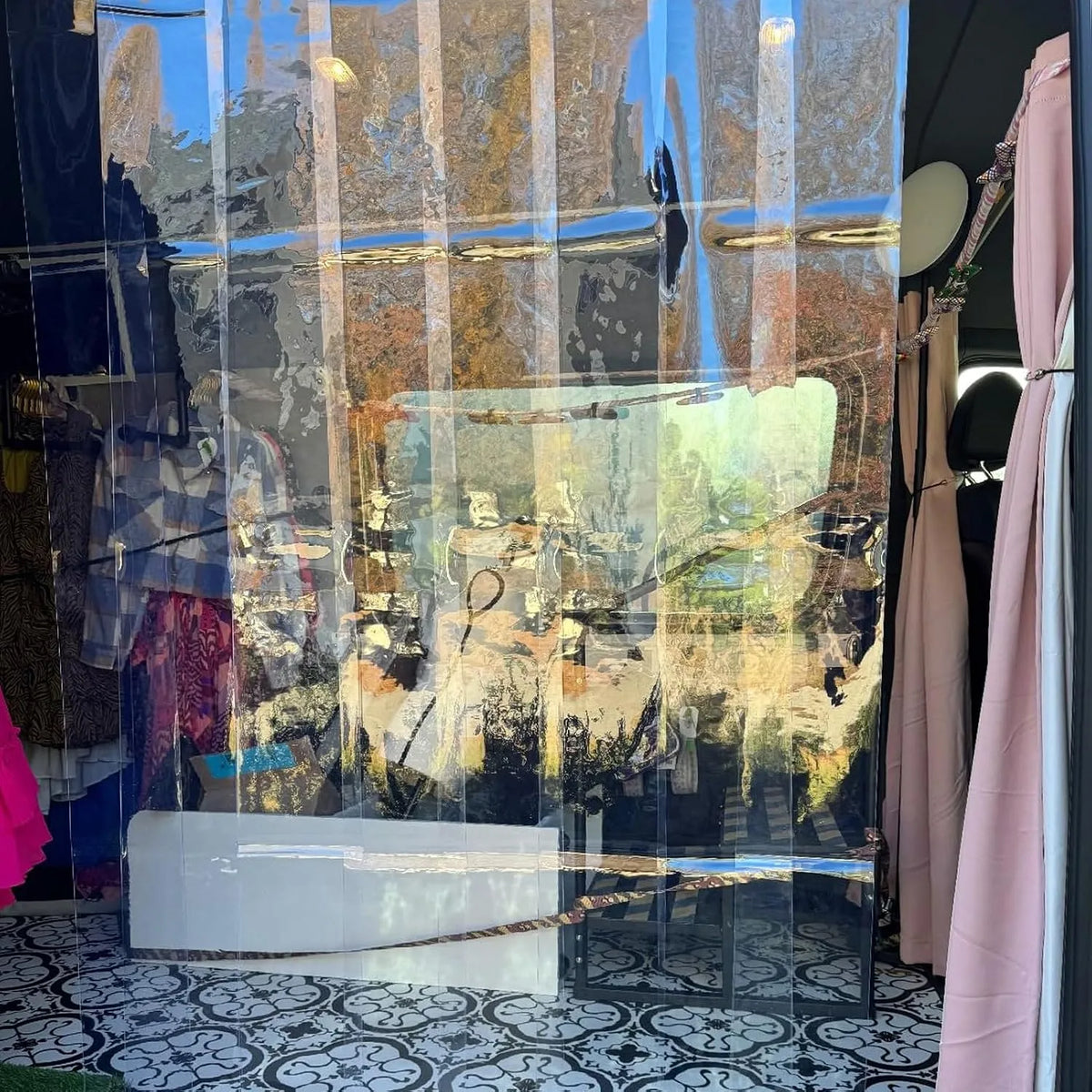 Prodotto in vinile trasparente, Striscia in PVC per porte e frigoriferi e congelatori, per magazzini industriali, 3 cm, dimensioni: 135 x 210 cm